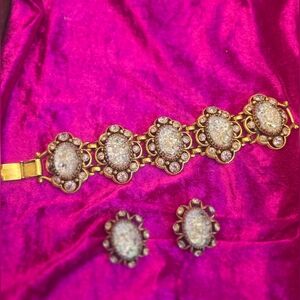 Gold VINTAGE Statement Bracelet and Earrings Set